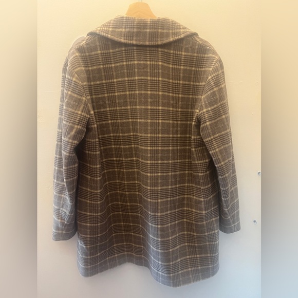 Sunday Best Princeville Coat - Picture 3 of 5